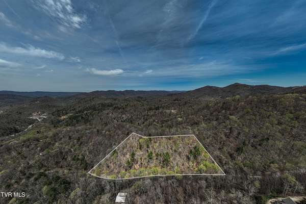 8.5 Acres of Residential Land for Sale in Mountain City, Tennessee