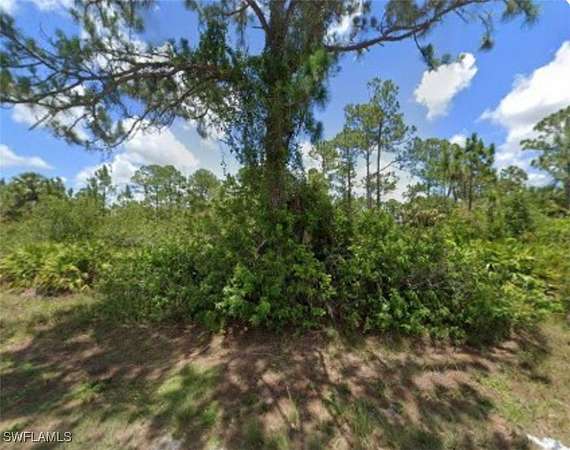 0.25 Acres of Residential Land for Sale in Lehigh Acres, Florida