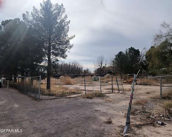 1 Acre of Residential Land for Sale in El Paso, Texas