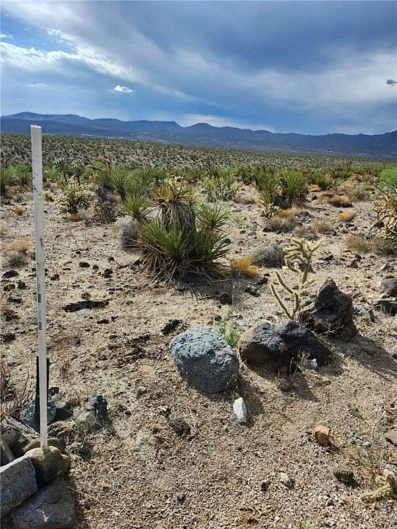 1 Acre of Land for Sale in Dolan Springs, Arizona