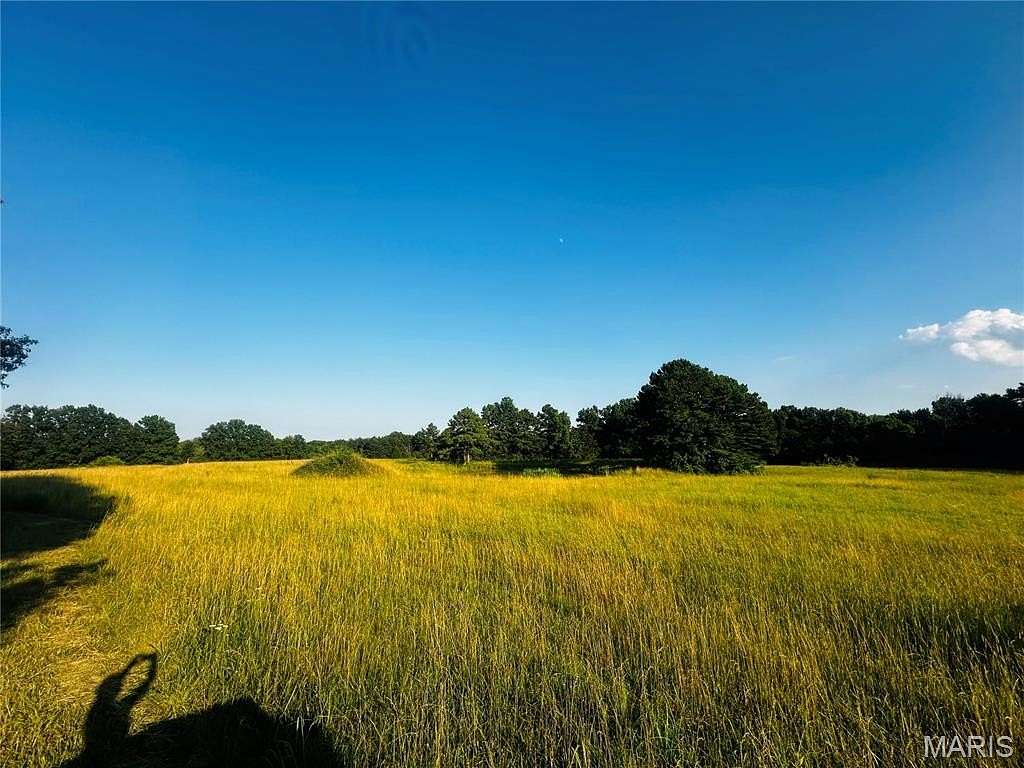 11.3 Acres of Land for Sale in Mexico, Missouri