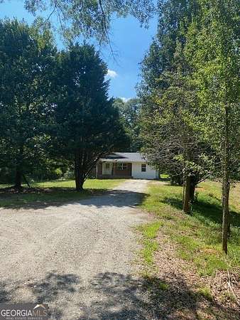 13.7 Acres of Land with Home for Sale in Homer, Georgia