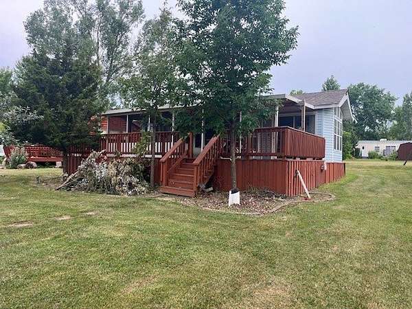 0.11 Acres of Residential Land with Home for Sale in Seneca, Illinois