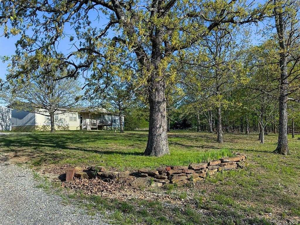 5 Acres of Residential Land with Home for Sale in Atoka, Oklahoma