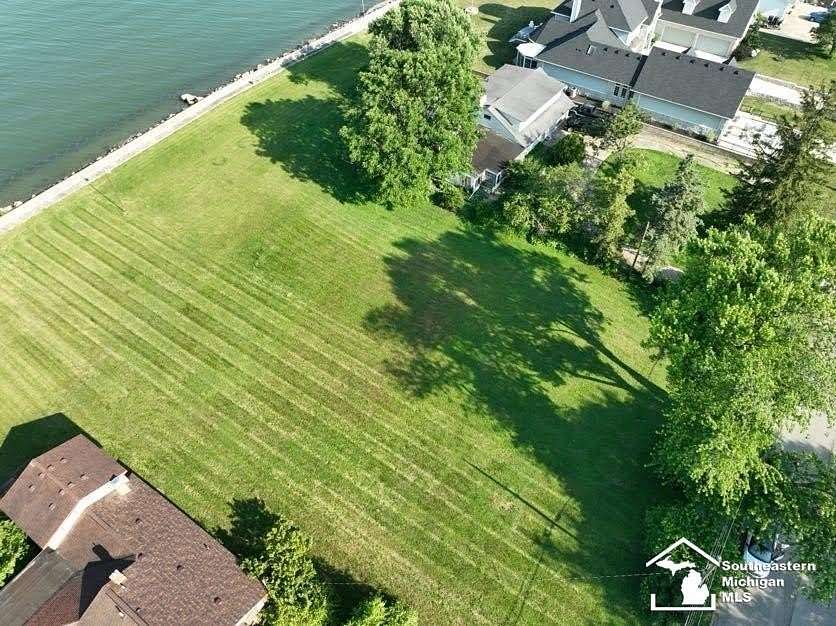 0.28 Acres of Residential Land for Sale in Luna Pier, Michigan