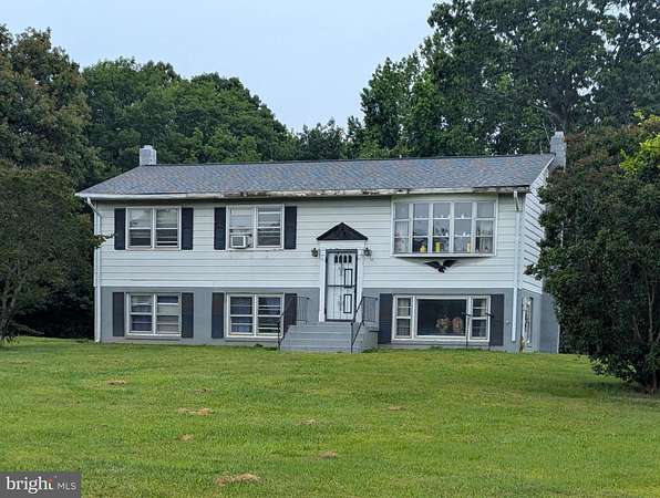 6.1 Acres of Residential Land with Home for Sale in Brandywine, Maryland