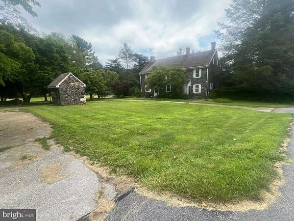 26 Acres of Agricultural Land with Home for Sale in Kennett Square, Pennsylvania