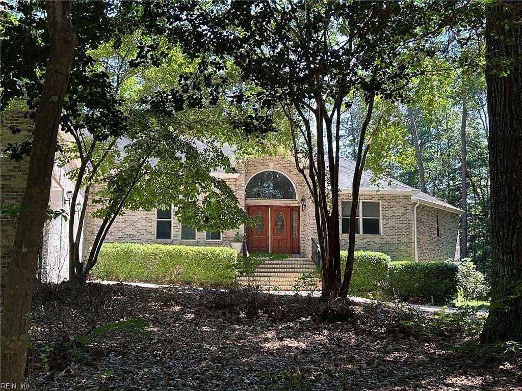 3.1 Acres of Land with Home for Sale in Belle Haven, Virginia
