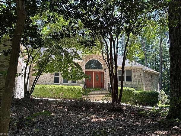 3.1 Acres of Land with Home for Sale in Belle Haven, Virginia