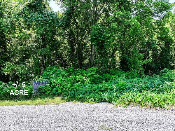 5 Acres of Residential Land for Sale in Sevierville, Tennessee