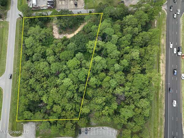 1.56 Acres of Commercial Land for Sale in Gautier, Mississippi