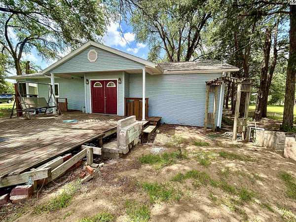 20.2 Acres of Land with Home for Sale in Hutchinson, Kansas