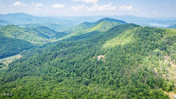 5.45 Acres of Residential Land for Sale in Mountain City, Tennessee