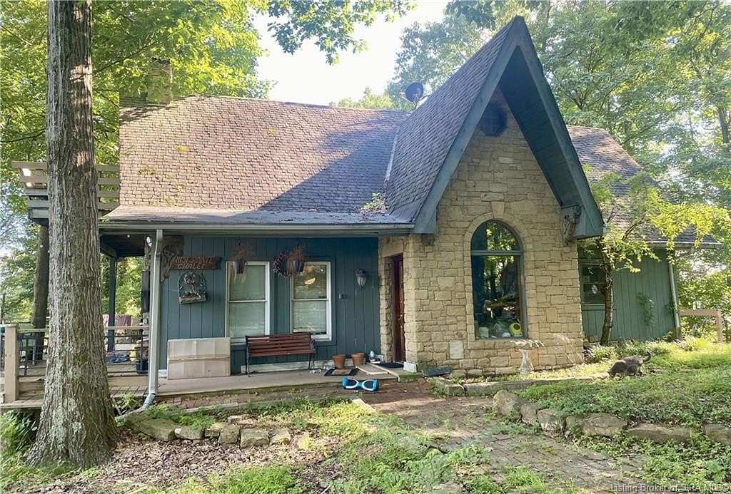 60.7 Acres of Land with Home for Sale in New Albany, Indiana