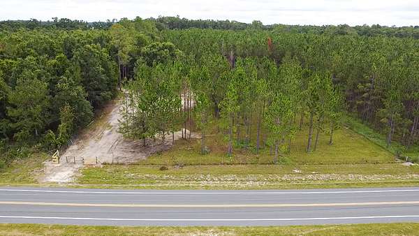 1 Acre of Residential Land for Sale in Branford, Florida