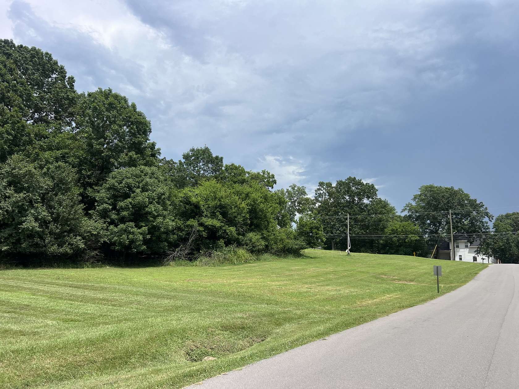 0.93 Acres of Residential Land for Sale in Mount Juliet, Tennessee