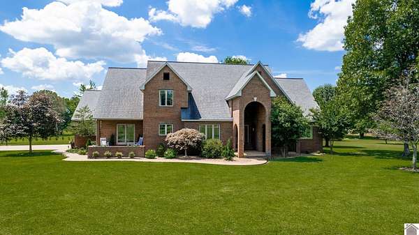 4.26 Acres of Residential Land with Home for Sale in Murray, Kentucky