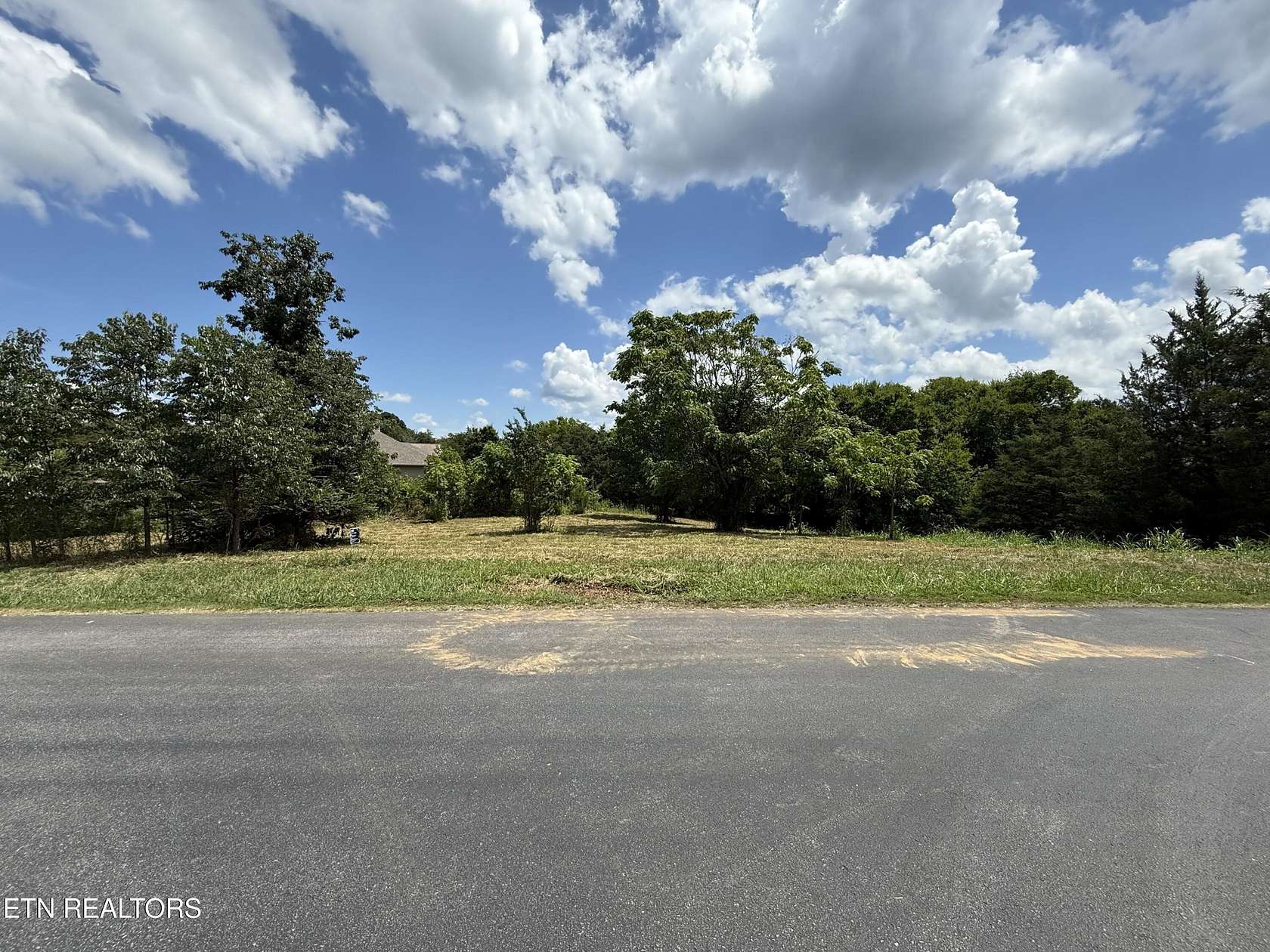 0.32 Acres of Residential Land for Sale in Vonore, Tennessee