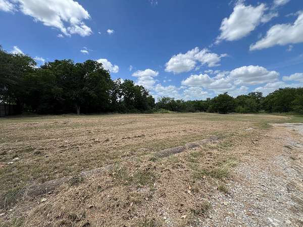 0.54 Acres of Residential Land for Sale in Hamilton, Texas