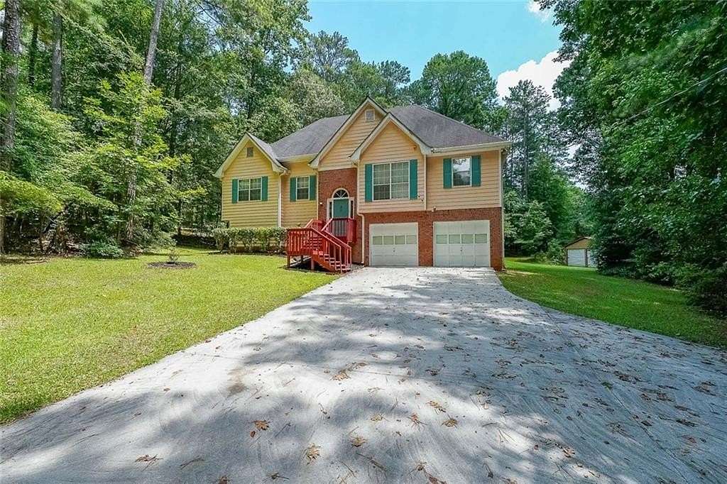 1.6 Acres of Residential Land with Home for Sale in Ellenwood, Georgia