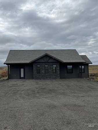 5.7 Acres of Residential Land with Home for Sale in Grangeville, Idaho