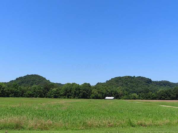 5 Acres of Residential Land with Home for Sale in Chillicothe, Ohio