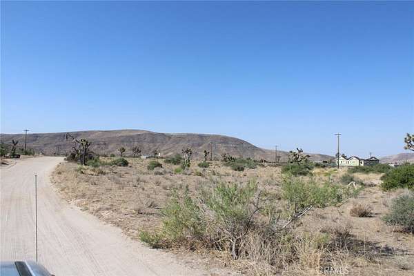 1.26 Acres of Land for Sale in Pioneertown, California