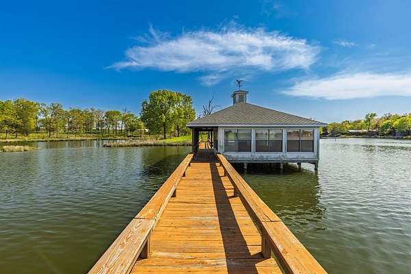 35.9 Acres of Agricultural Land with Home for Sale in Alba, Texas