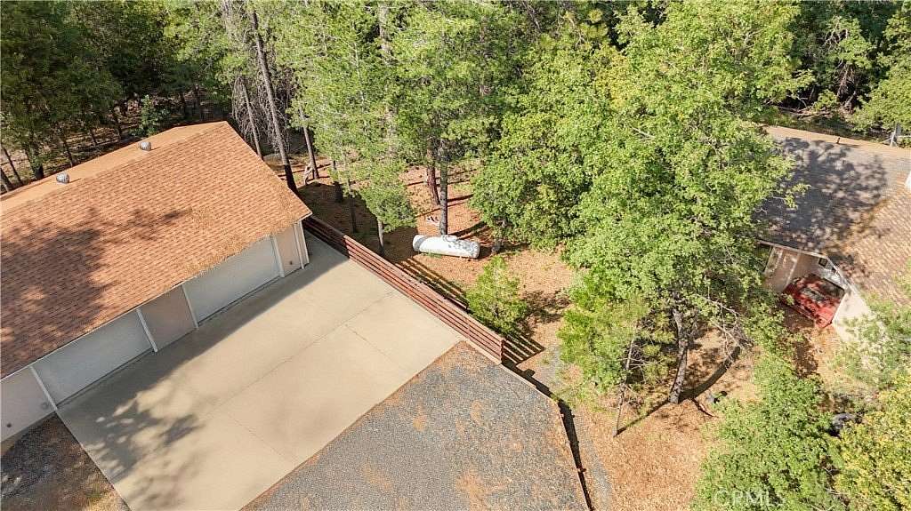 5 Acres of Land with Home for Sale in Coulterville, California