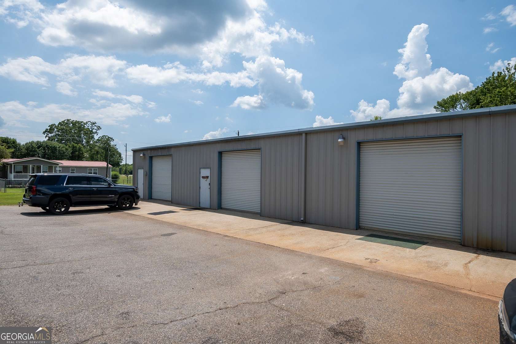 5 Acres of Improved Mixed-Use Land for Sale in Hull, Georgia