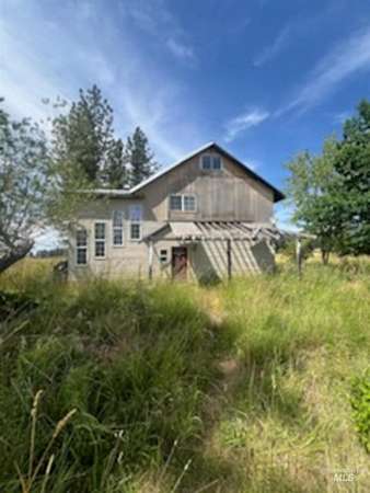 5 Acres of Residential Land with Home for Sale in Kooskia, Idaho