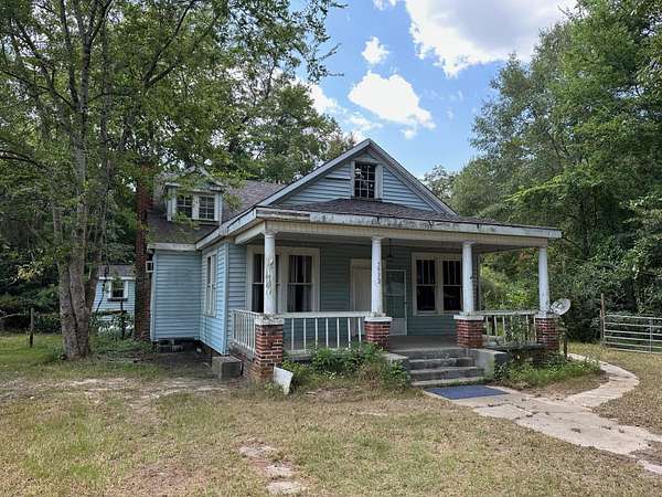 4.3 Acres of Residential Land with Home for Sale in Pachuta, Mississippi