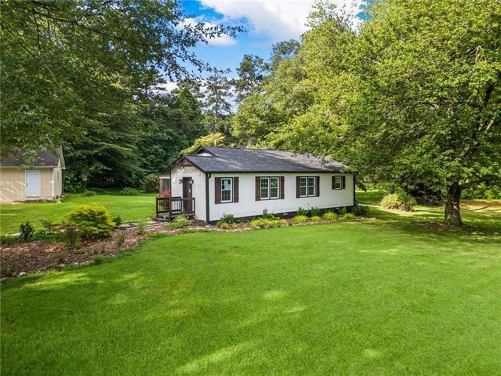 1.57 Acres of Residential Land with Home for Sale in Douglasville, Georgia