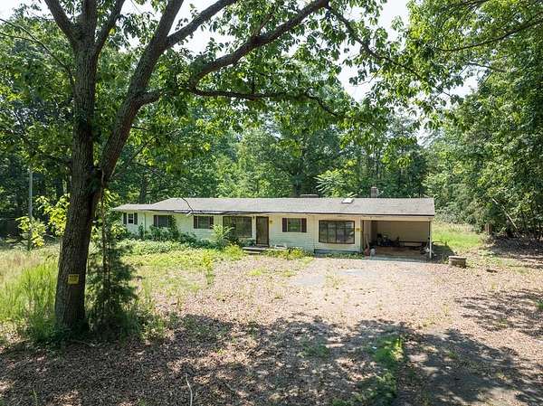 2.4 Acres of Residential Land with Home for Sale in Prospect, Virginia