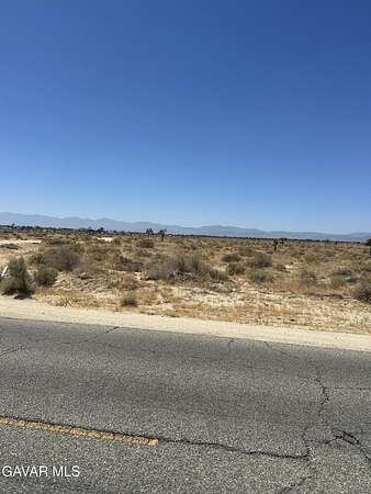 20 Acres of Agricultural Land for Sale in Lancaster, California