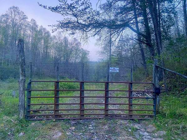 99 Acres of Recreational Land for Sale in Frenchburg, Kentucky