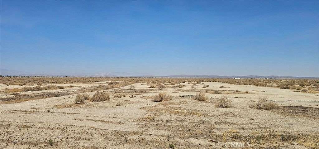 9.71 Acres of Land for Sale in Lancaster, California