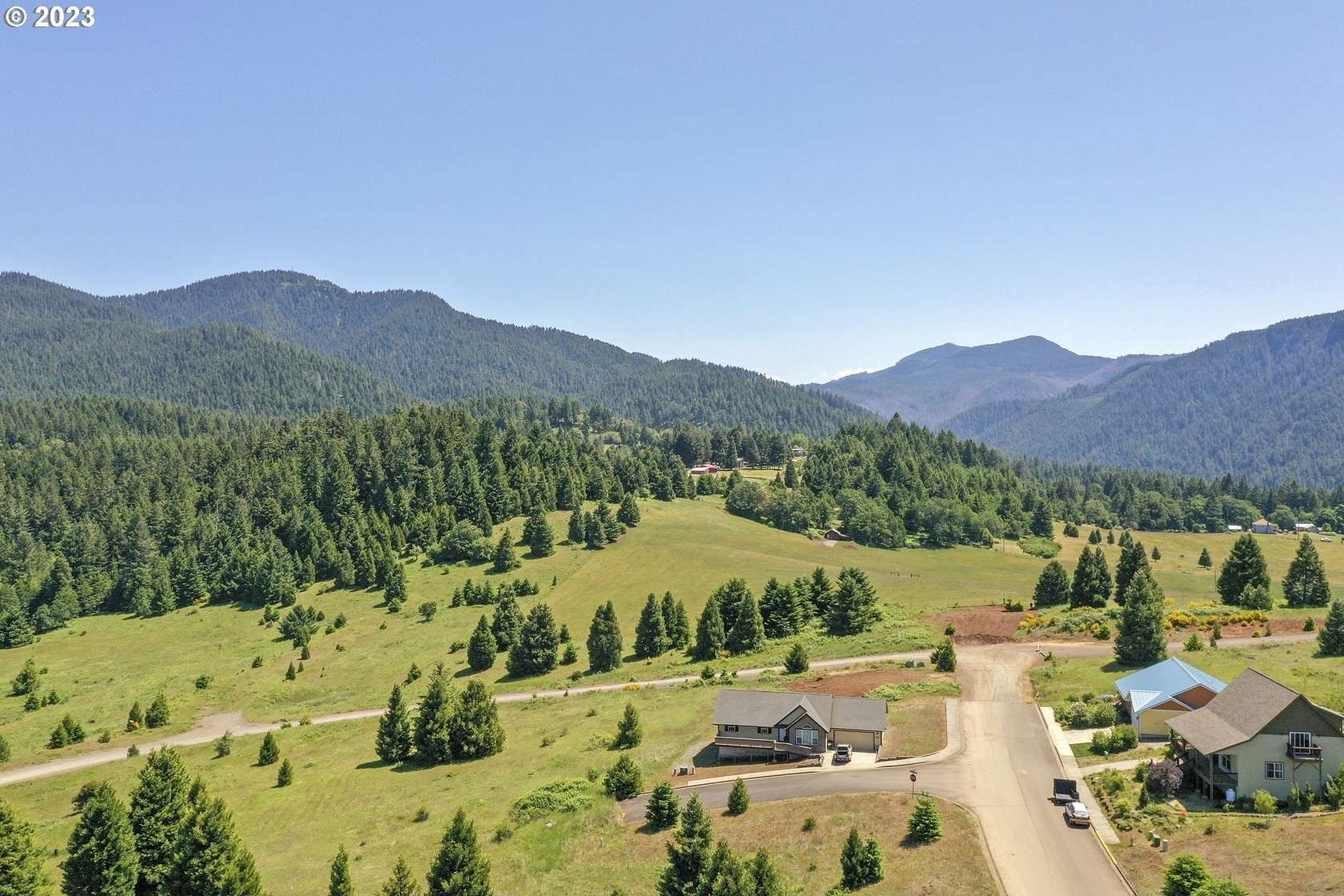 6.6 Acres of Residential Land for Sale in Oakridge, Oregon