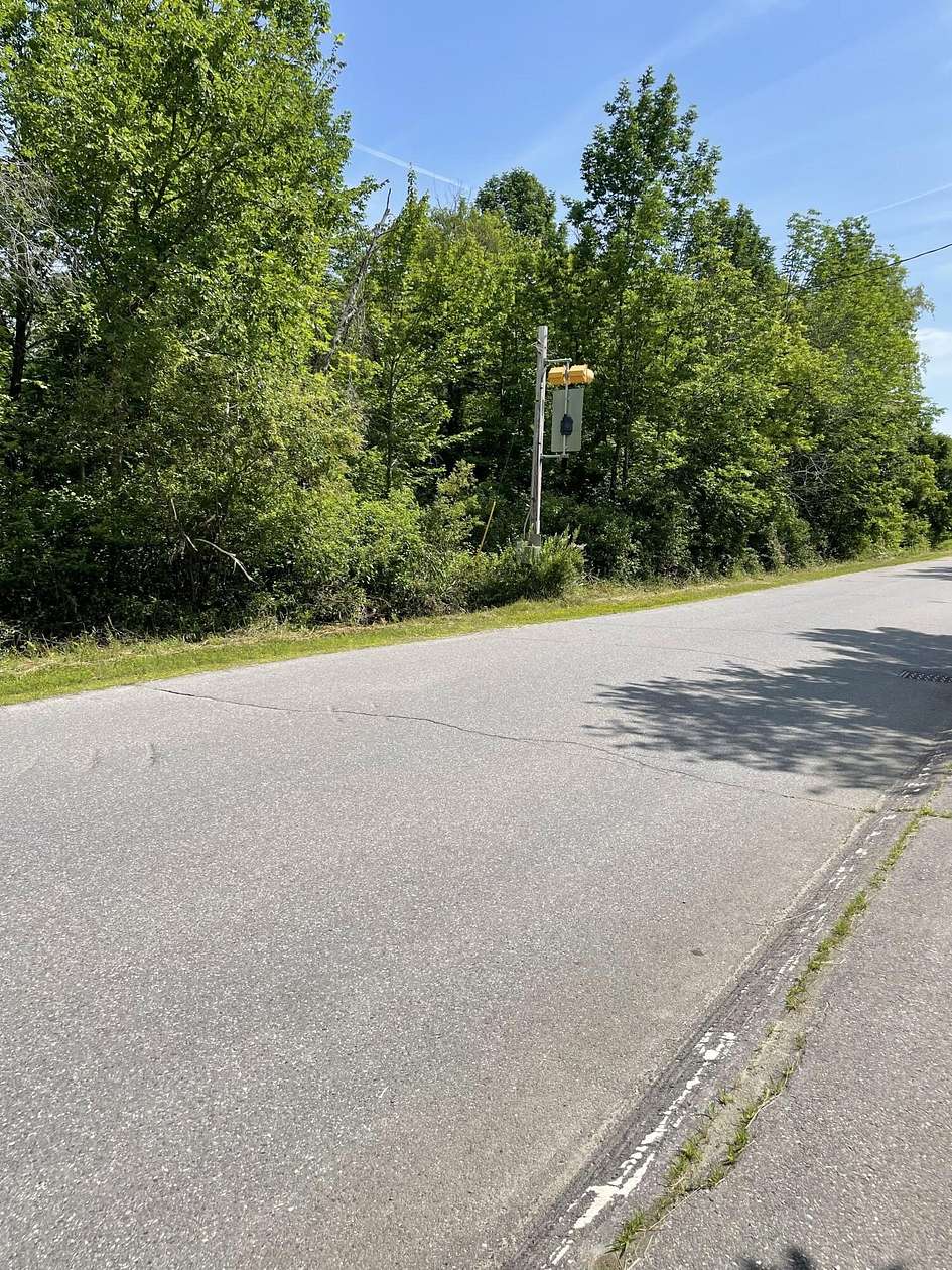 3 Acres of Residential Land for Sale in Pittsfield, Maine