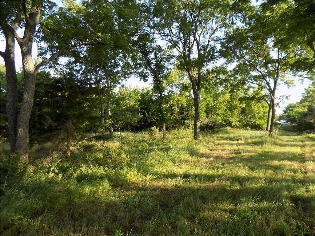 32 Acres of Recreational Land for Sale in Williamsburg, Kansas