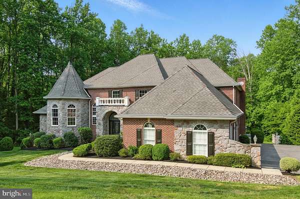 2.15 Acres of Residential Land with Home for Sale in Annapolis, Maryland