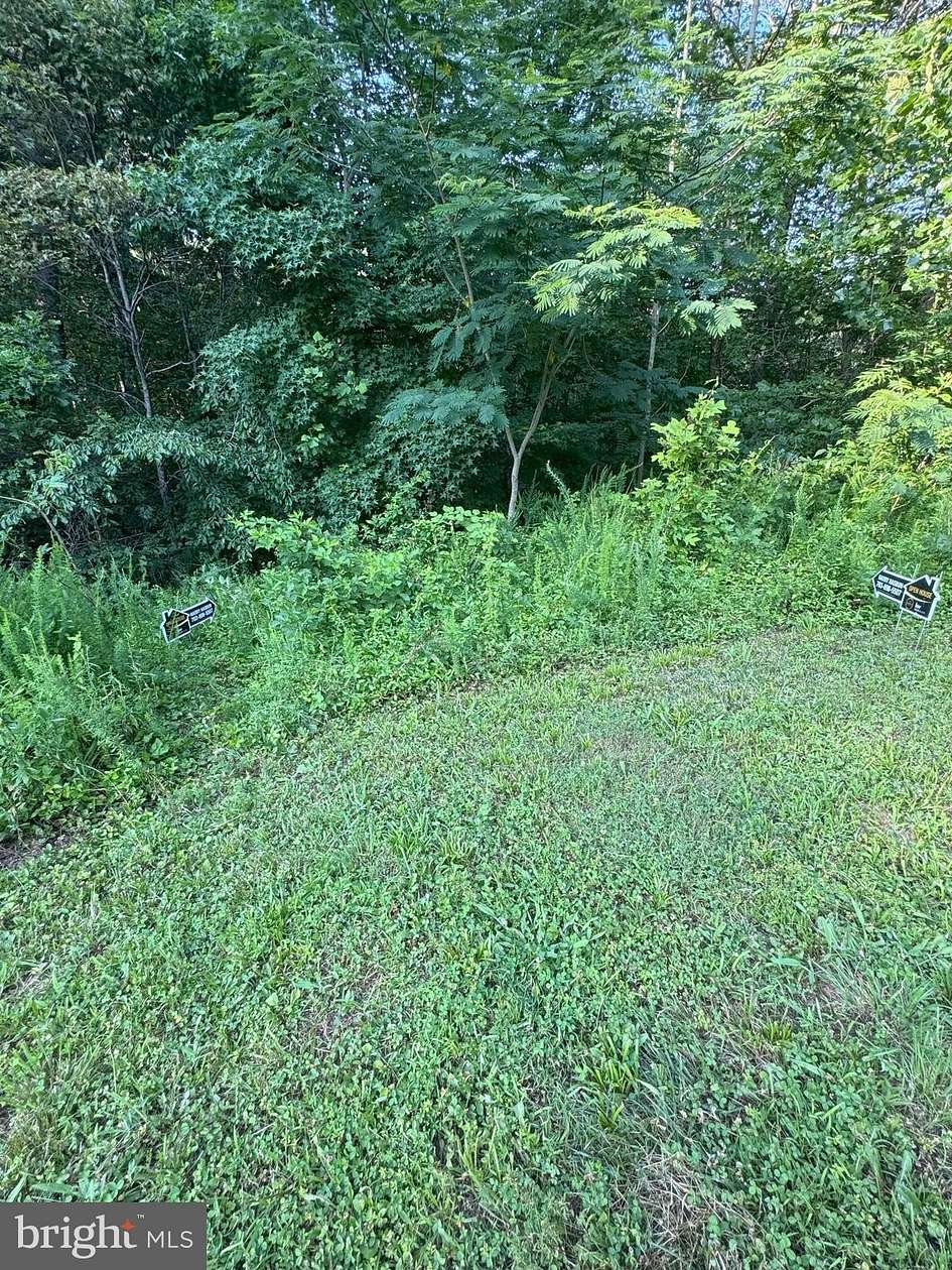1.87 Acres of Residential Land for Sale in Triangle, Virginia