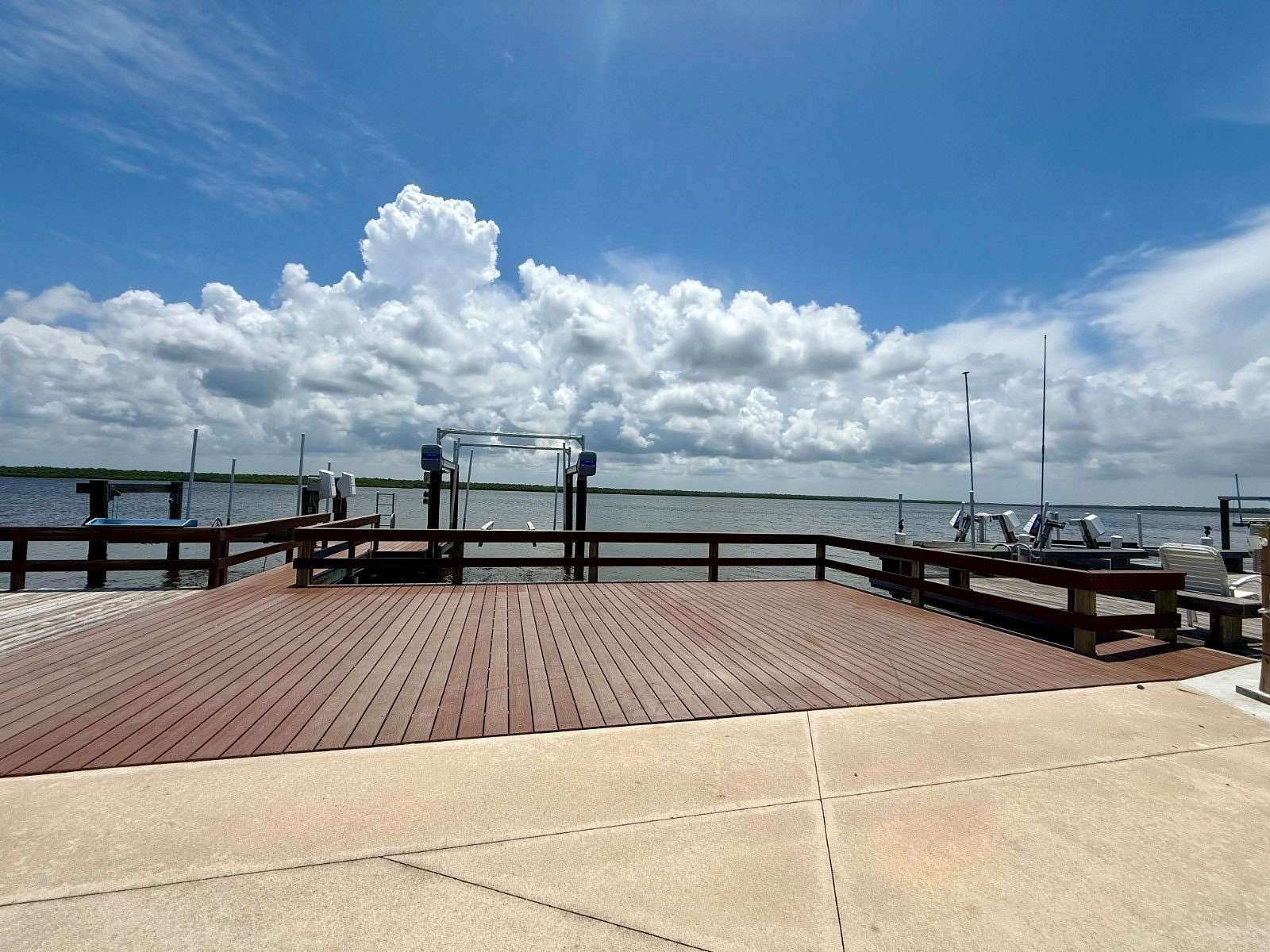 Land for Sale in Chokoloskee, Florida