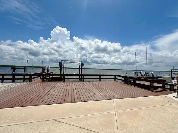 Land for Sale in Chokoloskee, Florida