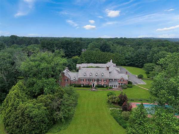9 Acres of Land with Home for Sale in Upper Brookville, New York