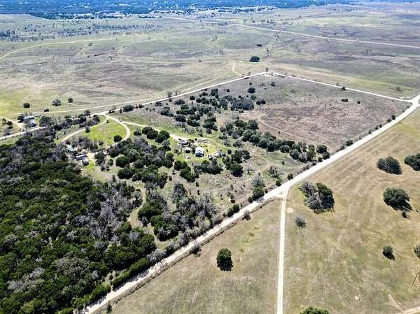 7 Acres of Land for Sale in China Spring, Texas