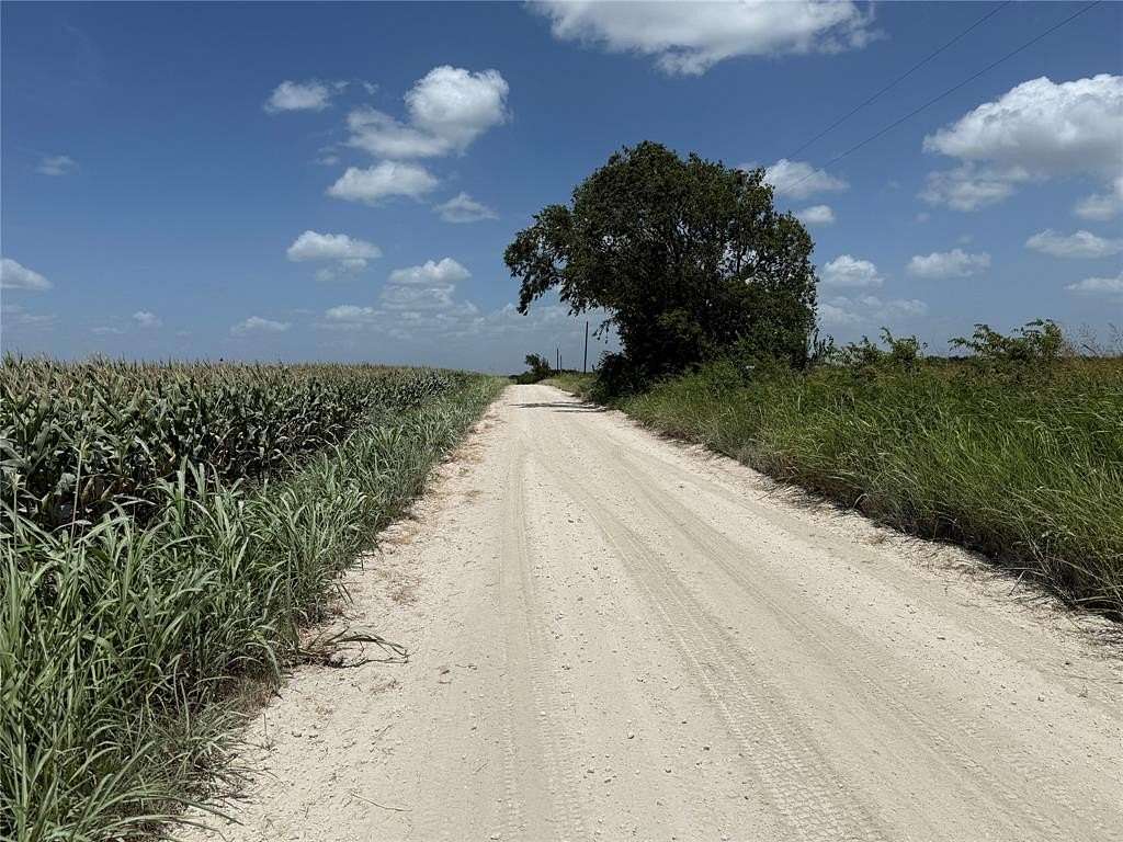 10 Acres of Recreational Land for Sale in Corsicana, Texas