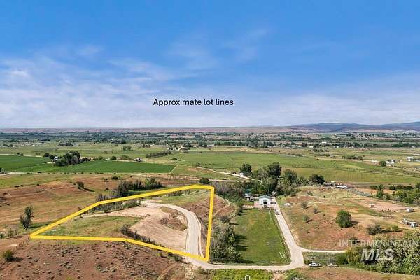 5 Acres of Residential Land for Sale in Emmett, Idaho