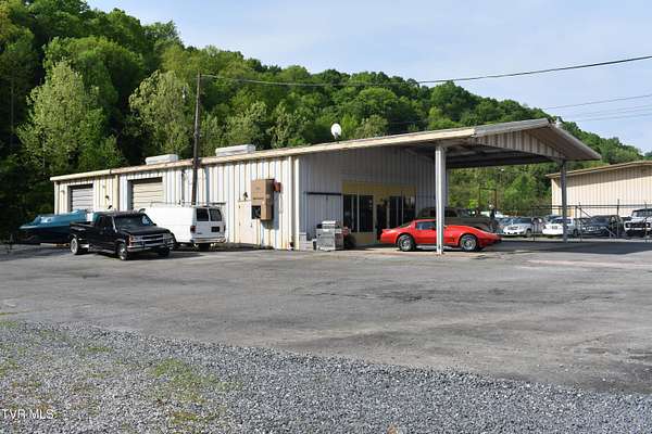 1.89 Acres of Improved Mixed-Use Land for Sale in Kingsport, Tennessee