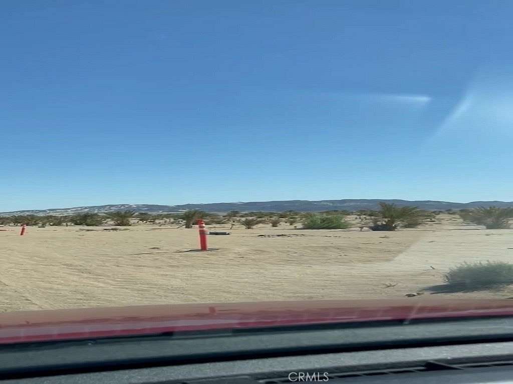39.2 Acres of Land with Home for Sale in Yermo, California